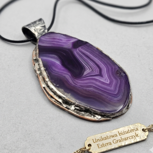 Unikatowa biżuteria Estera Grabarczyk  Wisior z fioletowym agatem